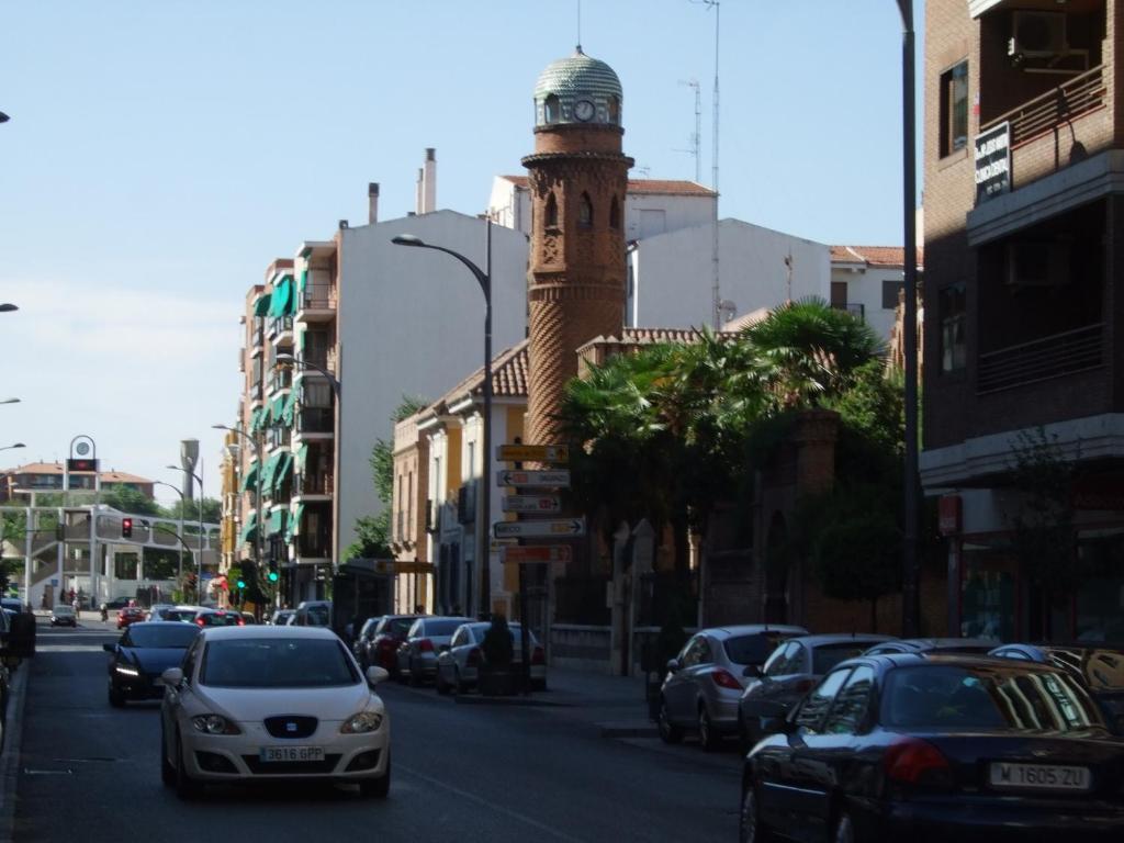 Hostal Jacinto Alcalá de Henares Buitenkant foto