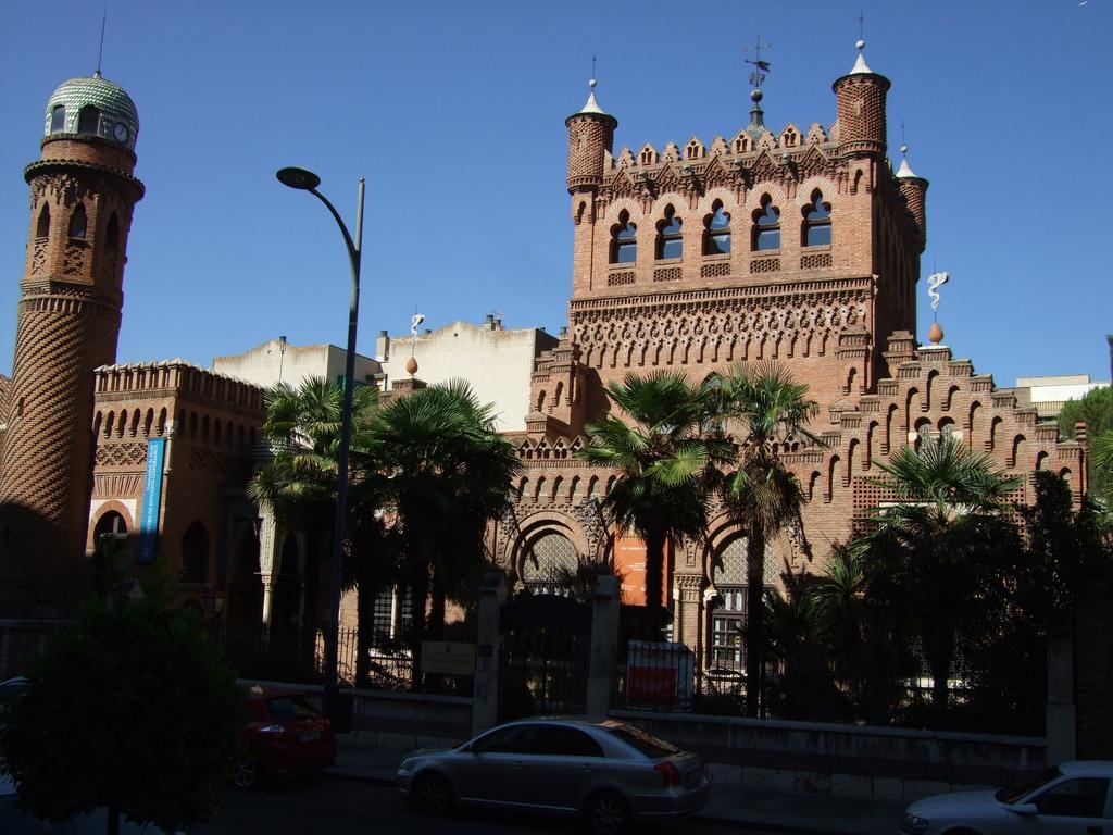 Hostal Jacinto Alcalá de Henares Buitenkant foto